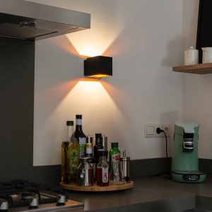 Design wandlamp zwart/goud incl. LED - Caja