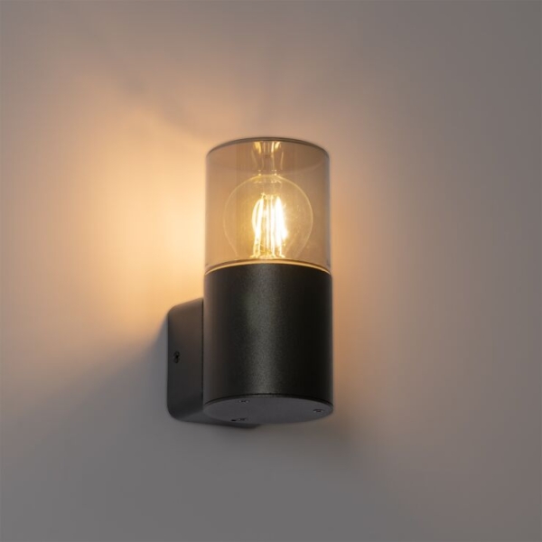 Moderne buiten wandlamp zwart met smoke kap ip44 - odense