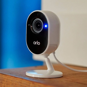 Arlo Essential Indoor beveiligingscamera