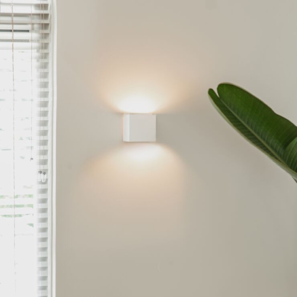 Moderne wandlamp wit - kay novo